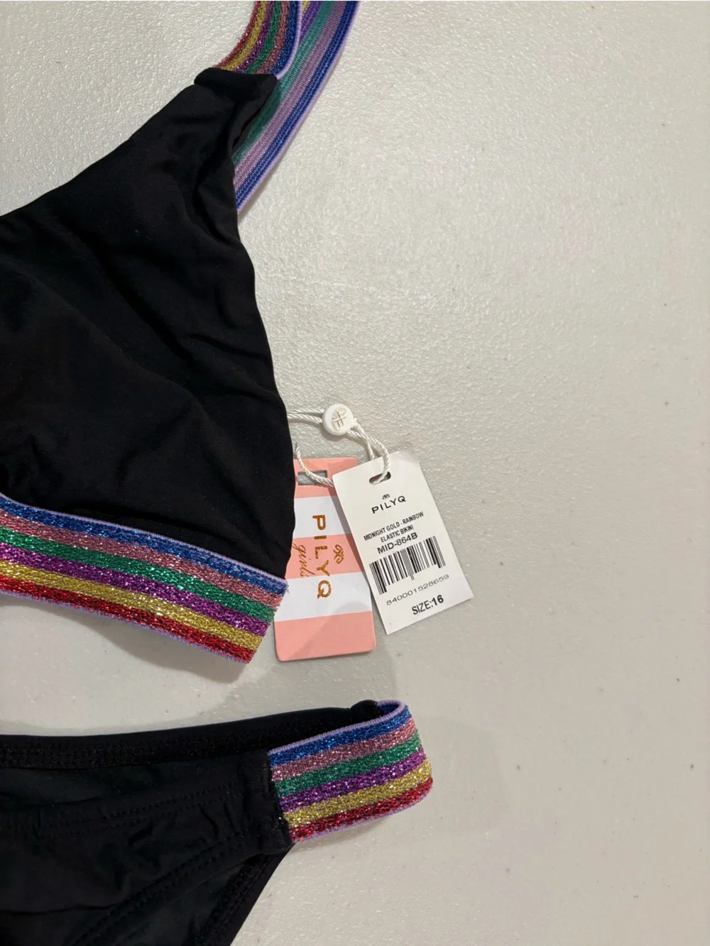 Pilyq black two